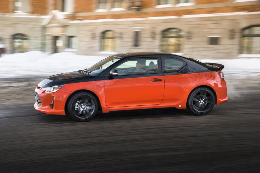  Scion tC Release Series 9.0 2014 года  (фото 15 из 27)